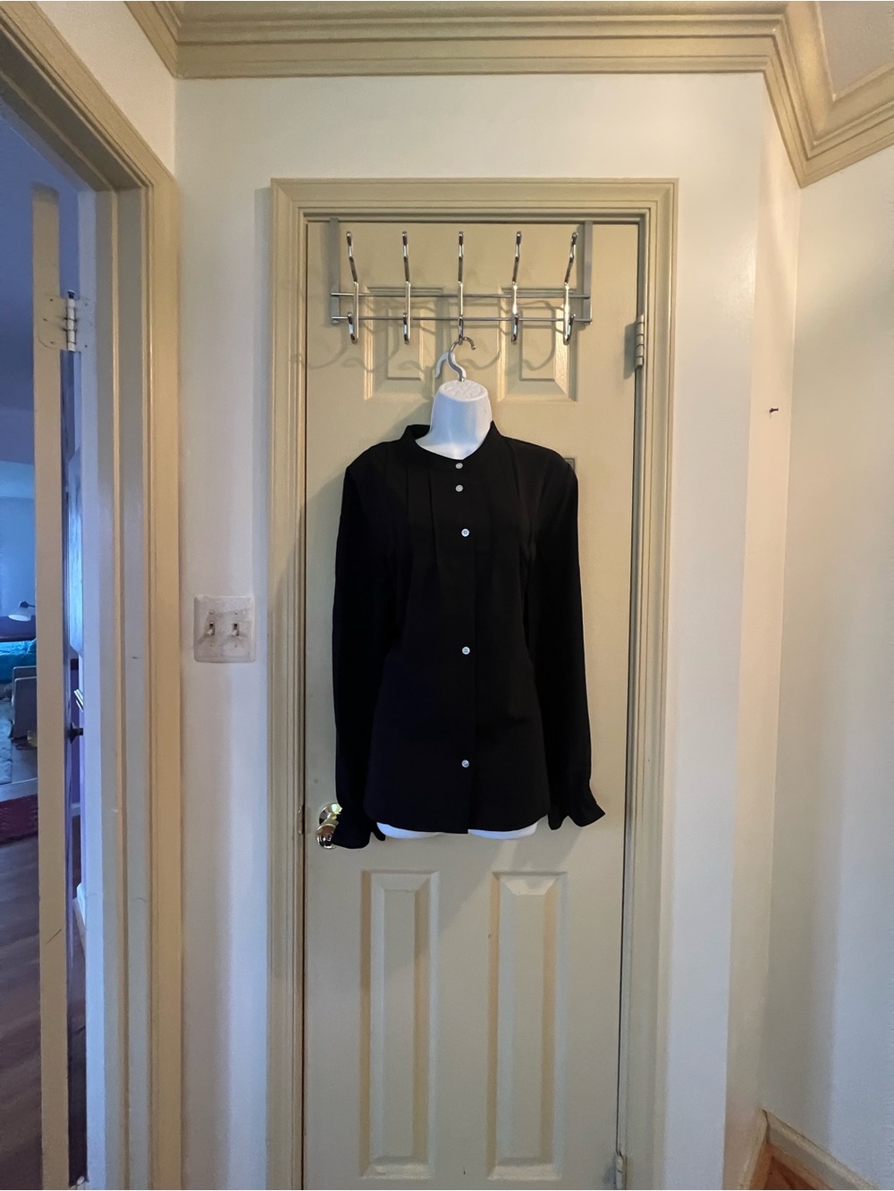 Nwt Black Button-Front Women's Blouse size XL
